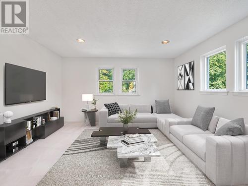 39 Mc Morran Crescent, Vaughan (Brownridge), ON - Indoor Photo Showing Living Room