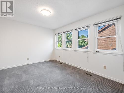 39 Mc Morran Crescent, Vaughan (Brownridge), ON - Indoor Photo Showing Other Room