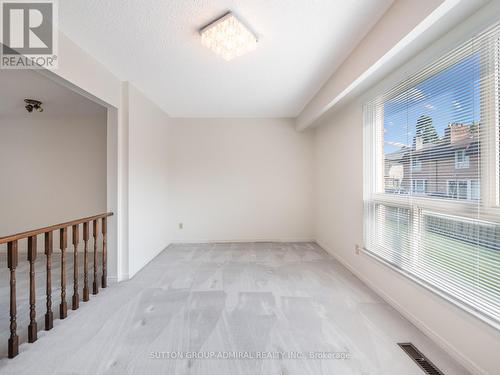 39 Mc Morran Crescent, Vaughan (Brownridge), ON - Indoor Photo Showing Other Room