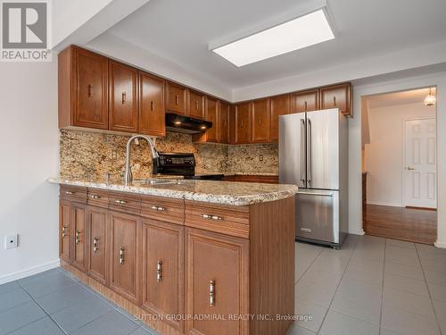 39 Mc Morran Crescent, Vaughan (Brownridge), ON - Indoor Photo Showing Kitchen