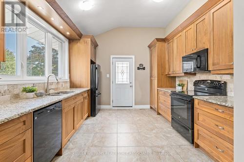 48 Mcgilvray Crescent, Halton Hills, ON - Indoor Photo Showing Kitchen With Double Sink