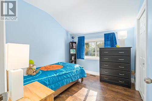 48 Mcgilvray Crescent, Halton Hills, ON - Indoor Photo Showing Bedroom