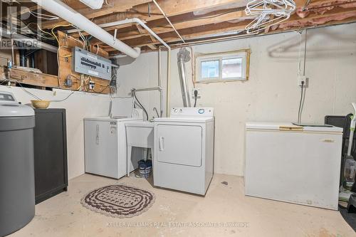 48 Mcgilvray Crescent, Halton Hills, ON - Indoor Photo Showing Laundry Room