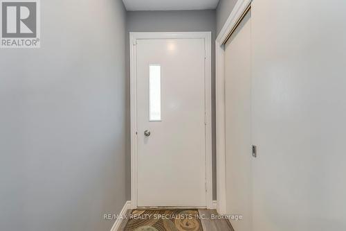 470 Kingsleigh Court, Milton, ON - Indoor Photo Showing Other Room