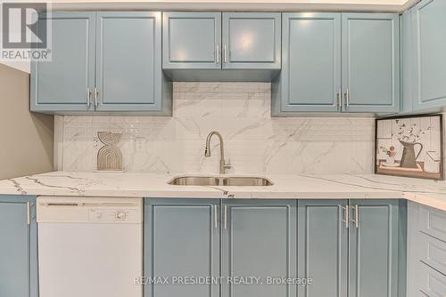 15 Triple Crown Avenue, Toronto, ON - Indoor Photo Showing Kitchen With Double Sink