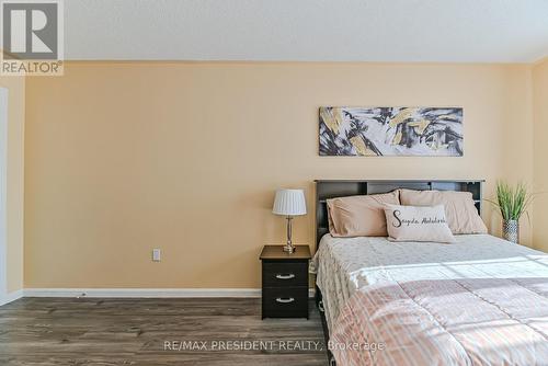 15 Triple Crown Avenue, Toronto, ON - Indoor Photo Showing Bedroom