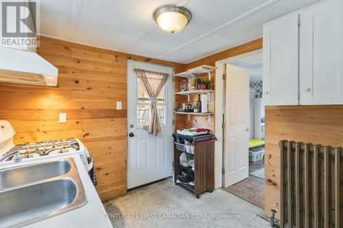 88 Egerton Street, London, ON - Indoor Photo Showing Laundry Room