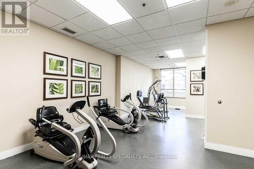 301 - 810 Scollard Court, Mississauga (East Credit), ON - Indoor Photo Showing Gym Room