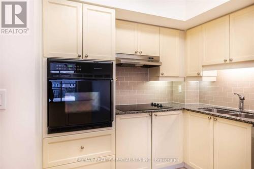 301 - 810 Scollard Court, Mississauga (East Credit), ON - Indoor Photo Showing Kitchen With Double Sink With Upgraded Kitchen