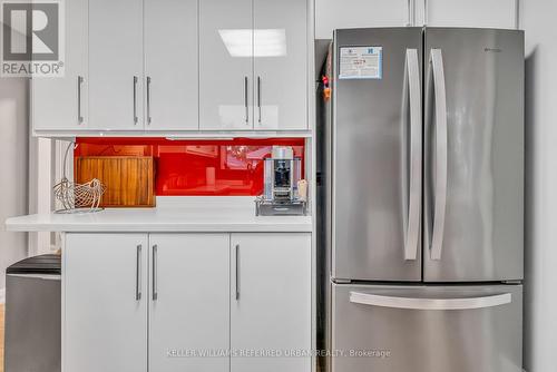 115 Ashbourne Drive, Toronto, ON - Indoor Photo Showing Kitchen