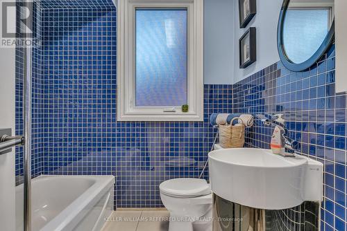 115 Ashbourne Drive, Toronto, ON - Indoor Photo Showing Bathroom