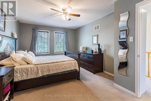 1255 Lamont Crescent, Milton, ON - Indoor Photo Showing Bedroom