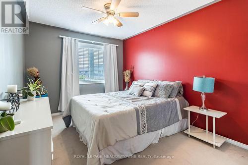 1255 Lamont Crescent, Milton, ON - Indoor Photo Showing Bedroom