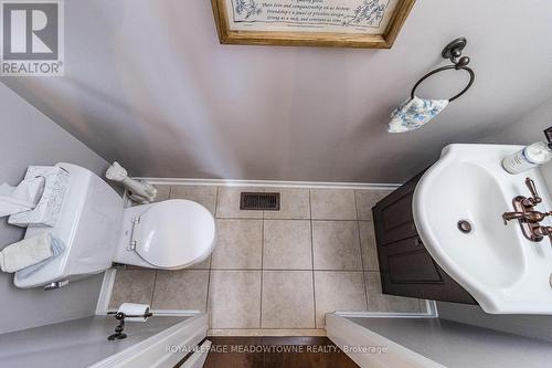 1255 Lamont Crescent, Milton (Clarke), ON - Indoor Photo Showing Bathroom