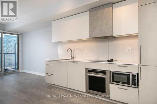 1510 - 19 Western Battery Road, Toronto (Niagara), ON - Indoor Photo Showing Kitchen