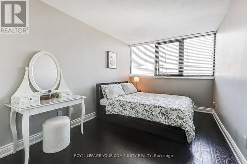 2307 - 1333 Bloor Street, Mississauga (Applewood), ON - Indoor Photo Showing Bedroom