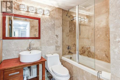 2307 - 1333 Bloor Street, Mississauga (Applewood), ON - Indoor Photo Showing Bathroom