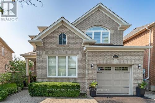 2270 Dunforest Crescent, Oakville (West Oak Trails), ON - Outdoor