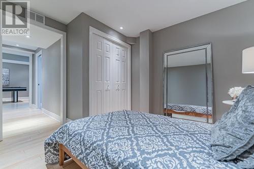 2270 Dunforest Crescent, Oakville (West Oak Trails), ON - Indoor Photo Showing Bedroom