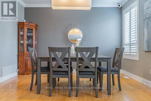 2270 Dunforest Crescent, Oakville (West Oak Trails), ON - Indoor Photo Showing Dining Room