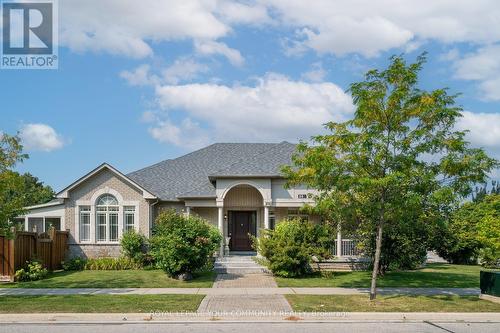 250 Sunset Ridge, Vaughan, ON - Outdoor With Facade