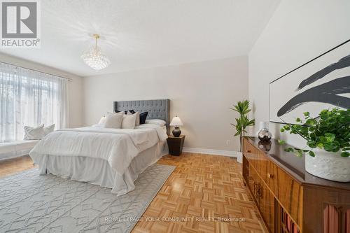 250 Sunset Ridge, Vaughan, ON - Indoor Photo Showing Bedroom