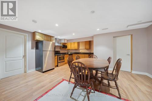 250 Sunset Ridge, Vaughan, ON - Indoor Photo Showing Dining Room