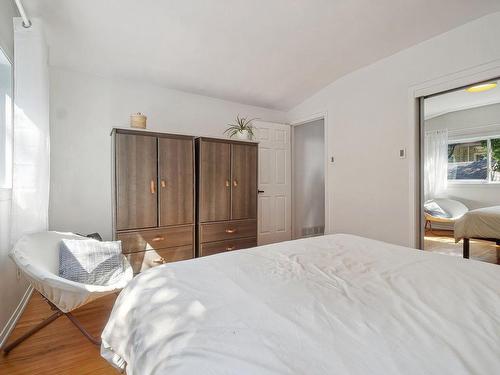 Chambre Ã Â coucher - 696 40E Avenue, Montréal (Lasalle), QC - Indoor Photo Showing Bedroom