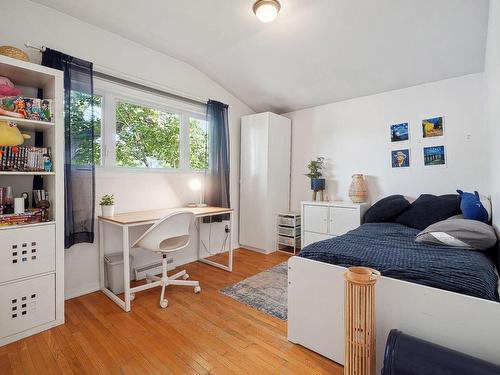 Chambre Ã Â coucher - 696 40E Avenue, Montréal (Lasalle), QC - Indoor Photo Showing Bedroom