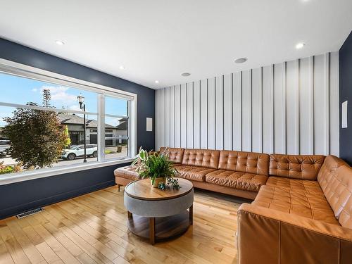 Salon - 817 Rue Du Biat, Saint-Jean-Sur-Richelieu, QC - Indoor Photo Showing Living Room