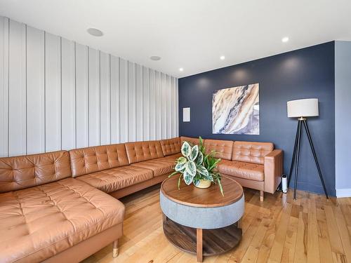 Salon - 817 Rue Du Biat, Saint-Jean-Sur-Richelieu, QC - Indoor Photo Showing Living Room