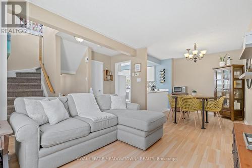 55 - 52 Stewart Maclaren Road, Halton Hills (Georgetown), ON - Indoor Photo Showing Living Room