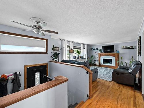 254 Viking Drive, Kamloops, BC - Indoor With Fireplace