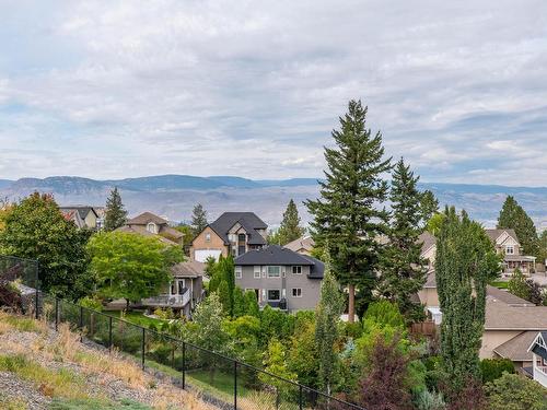 2-460 Azure Place, Kamloops, BC - Outdoor With View