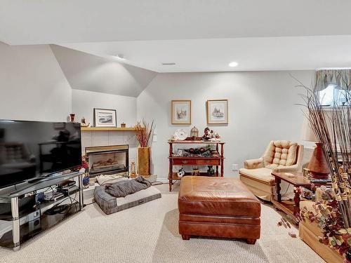 1200 13Th Street, Kamloops, BC - Indoor Photo Showing Living Room With Fireplace