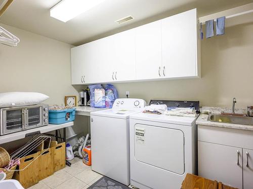 1200 13Th Street, Kamloops, BC - Indoor Photo Showing Laundry Room