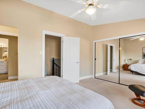 5-1555 Summit Drive, Kamloops, BC - Indoor Photo Showing Bedroom