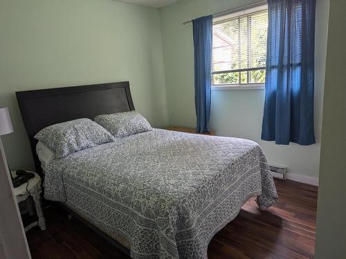 316 Aspen Drive, Chase, BC - Indoor Photo Showing Bedroom