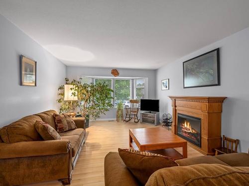 627 Cormorant St, Comox, BC 