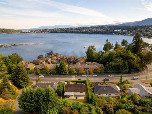 3031 Hammond Bay Rd, Nanaimo, BC 