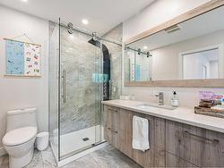 Ensuite bathroom - 