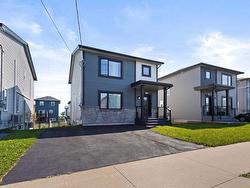 162 Titanium Crescent  Spryfield, NS B3P 0J3