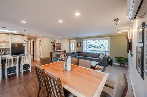 5545 Sawmill Road, Oliver, BC - Indoor Photo Showing Dining Room