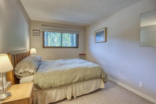 105-1191 Apex Mountain Road, Penticton, BC - Indoor Photo Showing Bedroom