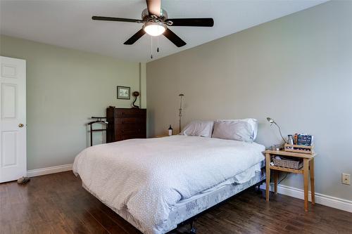 20-2055 Ethel Street, Kelowna, BC - Indoor Photo Showing Bedroom