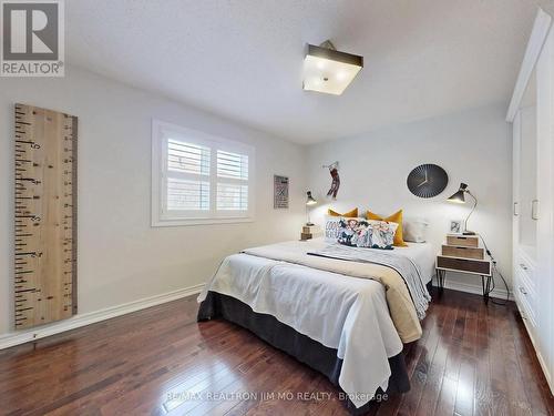 28 Sanders Drive, Markham, ON - Indoor Photo Showing Bedroom