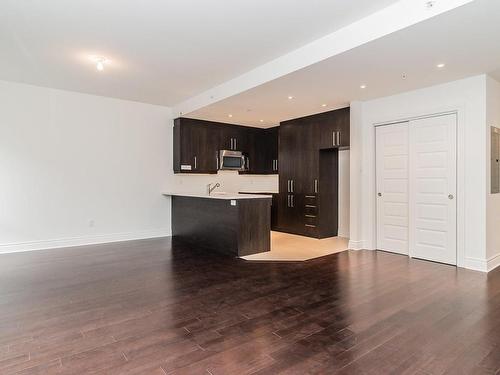 Living room - 503-4125 Boul. St-Jean, Dollard-Des-Ormeaux, QC 