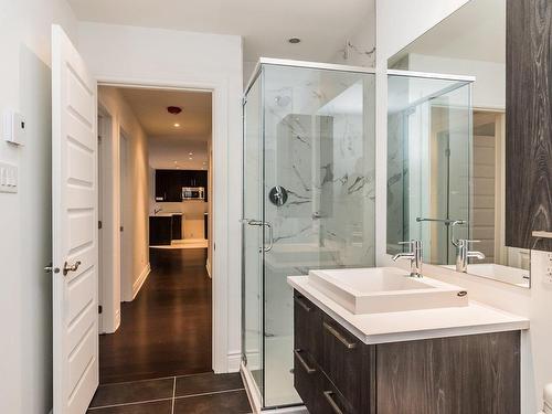 Bathroom - 503-4125 Boul. St-Jean, Dollard-Des-Ormeaux, QC 