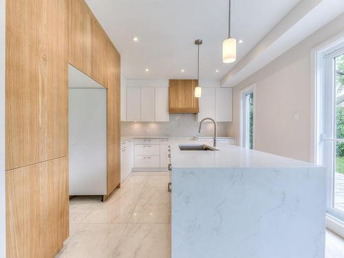 Kitchen - 456 Av. Melbourne, Mont-Royal, QC - Indoor Photo Showing Kitchen With Upgraded Kitchen