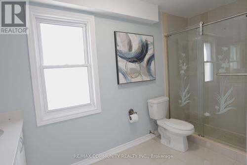 33 Windsor Avenue, Ajax, ON - Indoor Photo Showing Bathroom